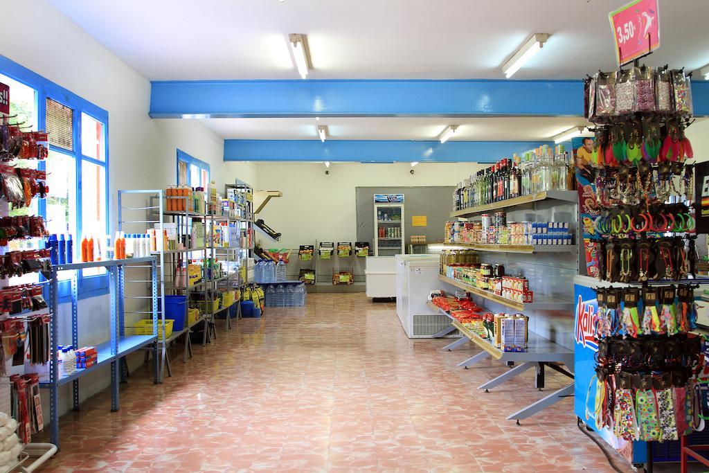 Camping La Rueda Cubelles Ngoại thất bức ảnh
