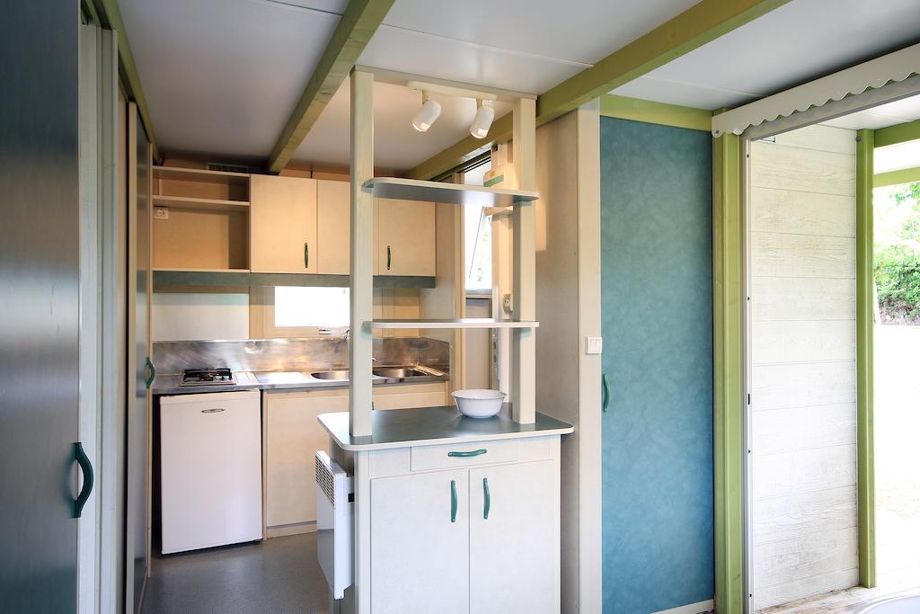 Camping La Rueda Cubelles Phòng bức ảnh